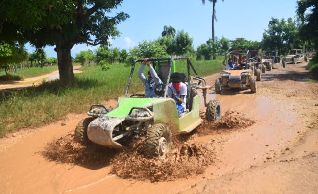 Buggy Adventure in Playa Rincón: Experience the Thrill from Las Terrenas