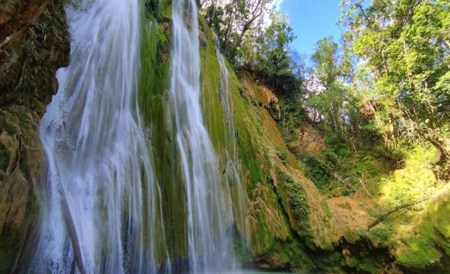 Experience the Adventure: Samaná Bay and El Limón in a Single Day from Bávaro