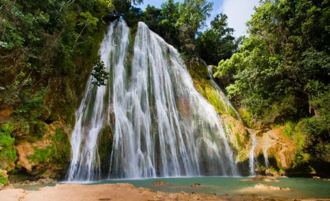 Experience the Adventure: Samaná Bay and El Limón in a Single Day from Cap Cana